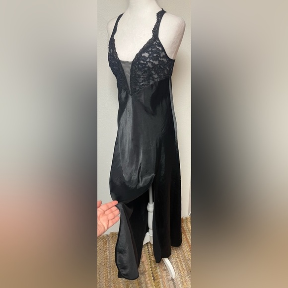 Victoria's Secret Vintage Gold Label Slip
Dress In Black 
Size Medium - Picture 6 of 6